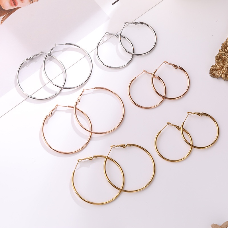 Bông tai titan kiểu tròn size lớn độ dày 2mm không gỉ