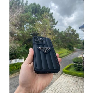 ỐP LƯNG PRADA ĐEN