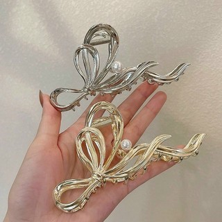 Coà nơ sắt ngọc