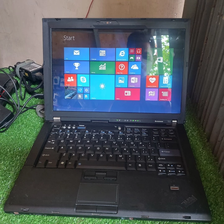 Laptop Lenovo Thinkpad T61 ram 4Gb màn hình 14 in, Bảo hành 7 tháng