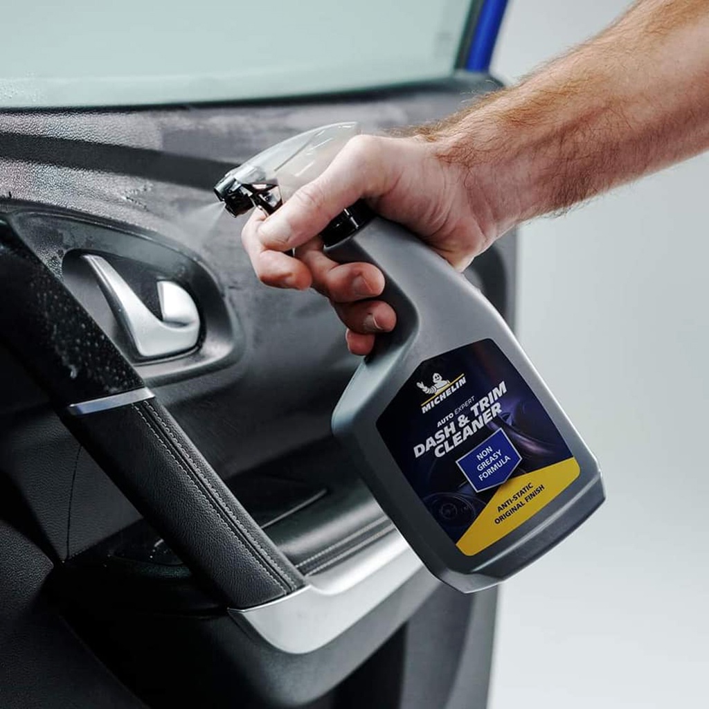 Dung Dịch Vệ Sinh Nội Thất Ô Tô MICHELIN Dash & Trim Cleaner 31463