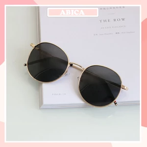 Kính râm mát nữ nam cao cấp phong cách retro Idol Hàn Quốc chống UV400 đi chơi kỷ yếu thời trang xuống phố đẹp xinh 250