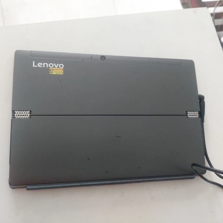 Máy tính laptop cảm ứng Lenovo Ideapad Miix 520