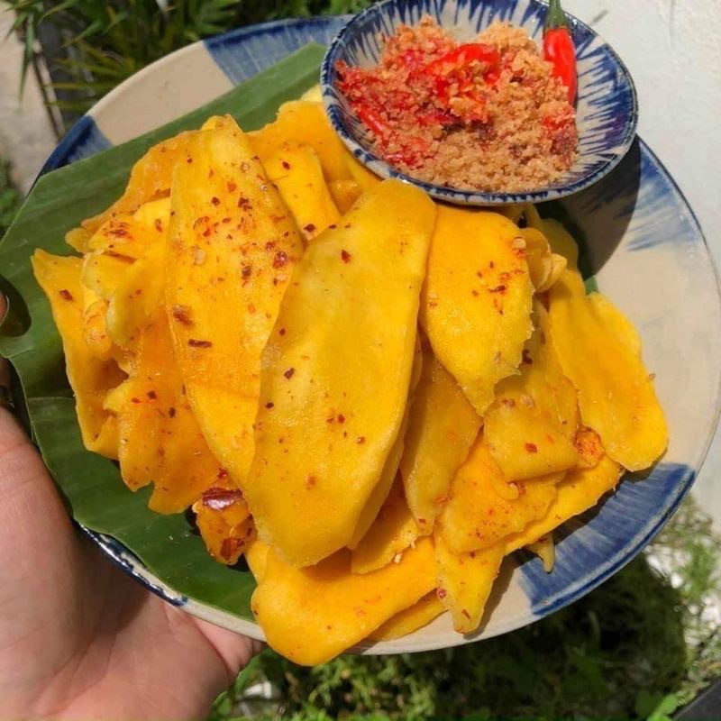 XOÀI SẤY DẼO MUỐI ỚT - 1hộp 300gr
