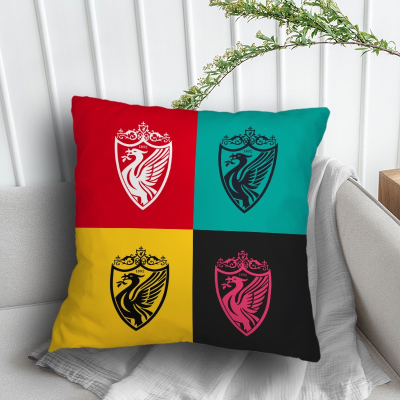 Vỏ Gối Polyester Một Mặt In Logo Câu Lạc Bộ Bóng Đá Liverpool Trang Trí Nhà Cửa / Xe Hơi (Không Kèm Lõi)