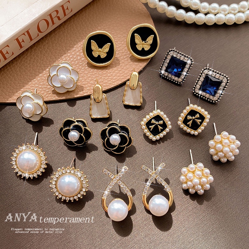 Bông tai ngọc trai và kim cương vintage - phụ kiện thời trang nữ