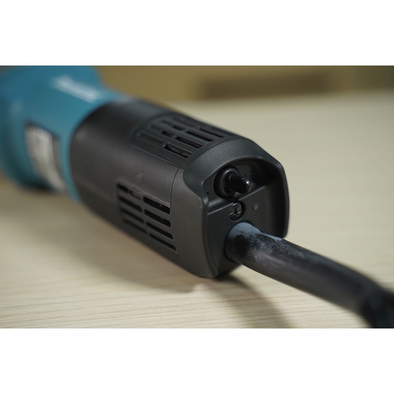 Máy mài góc Makita 9553B 710W (Công tắc đuôi)
