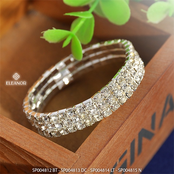 Dây chuyền lắc tay bông tai nhẫn nữ Eleanor Accessories bộ trang sức đính đá phụ kiện trang sức 4812