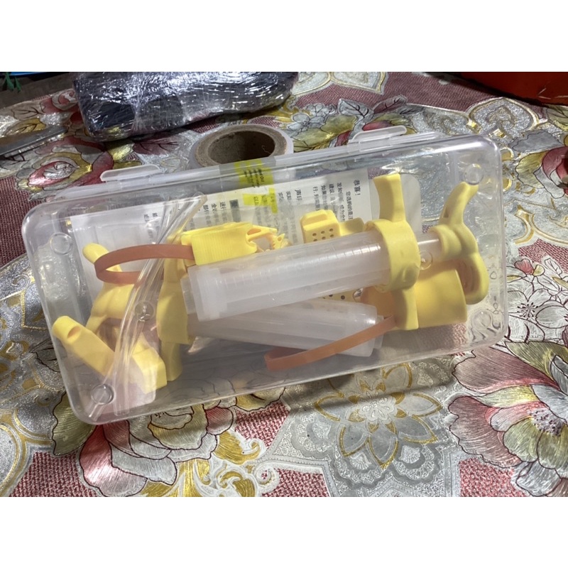 Dụng Cụ Bơm Dầu Phanh 2 Xi Lanh TOOPRE Đầu Nhựa