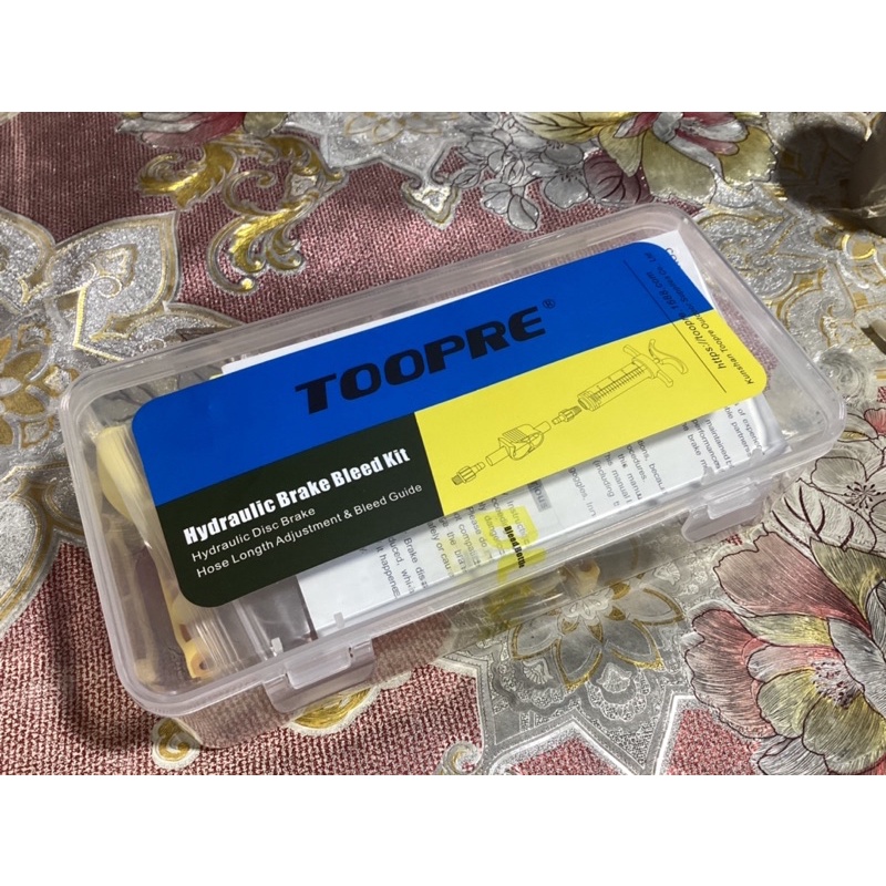 Dụng Cụ Bơm Dầu Phanh 2 Xi Lanh TOOPRE Đầu Nhựa
