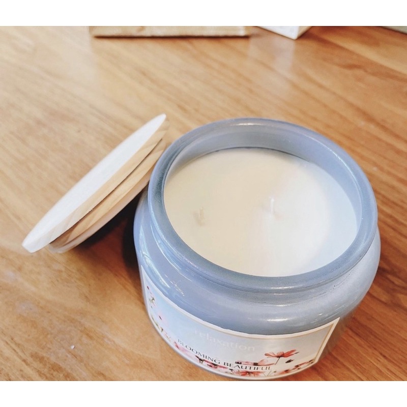 Nến thơm xuất xịn hãng Midwood full tem code, nắp gỗ