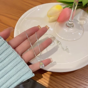 Vòng cổ Thép Titan Đính Đá Zircon Hình Giọt Nước Sang Trọng Cho Nữ