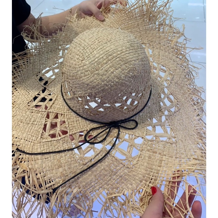 Những Kiểu Mũ Đi Biển Nữ Đẹp Lung Linh Cho Chị Em - Mũ Nón Lá