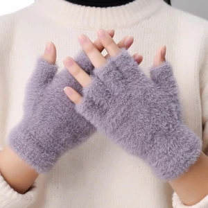 Găng Tay Len Hở Ngón Giữ Ấm Cho Nam Và Nữ