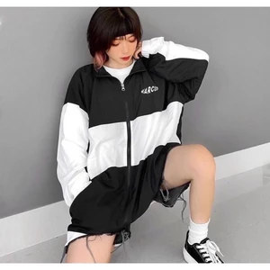 ÁO KHOÁC DÙ BOMBER THỜI TRANG NAM NỮ FORM RỘNG HOT HIT - THỜI TRANG THU ĐÔNG SIÊU XỊN XÒ HIYU STORE