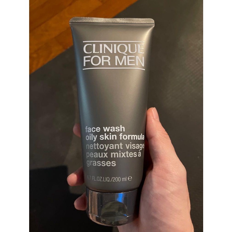 Sữa Rửa Mặt Sạch Sâu Cho Nam Dành Cho Da Hỗn Hợp Dầu Clinique For Men