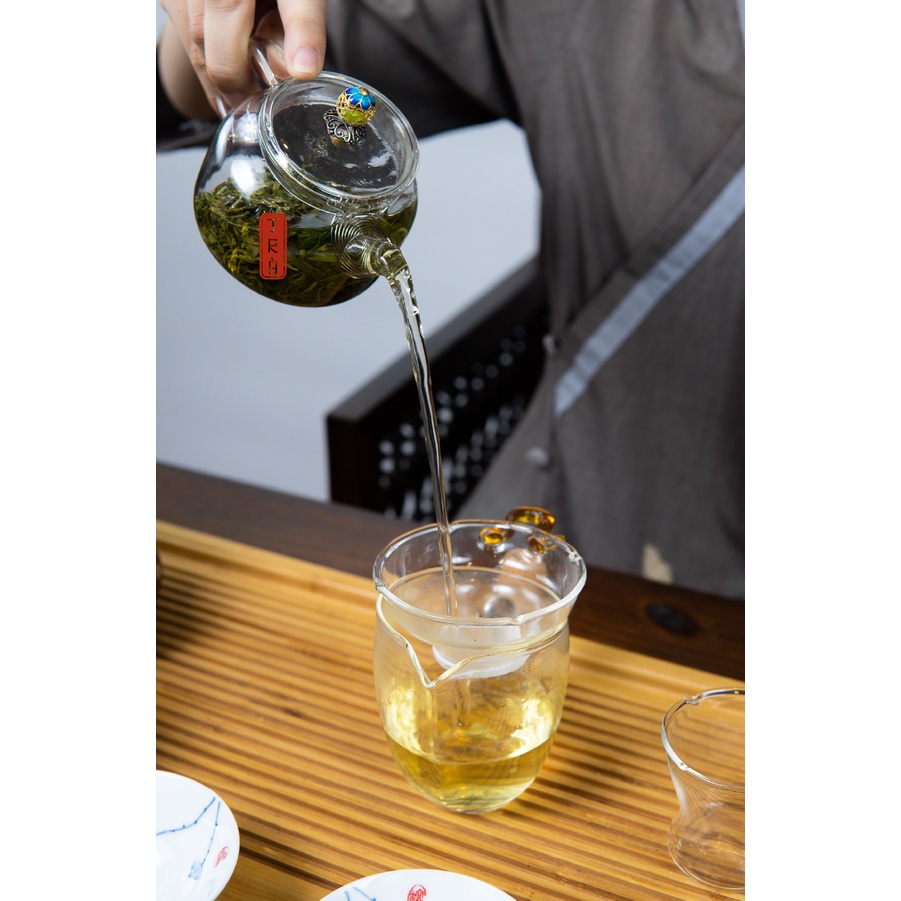 Trà móc câu Tân cương canh tác thuận tự nhiên đóng gói 100gr hút chân không