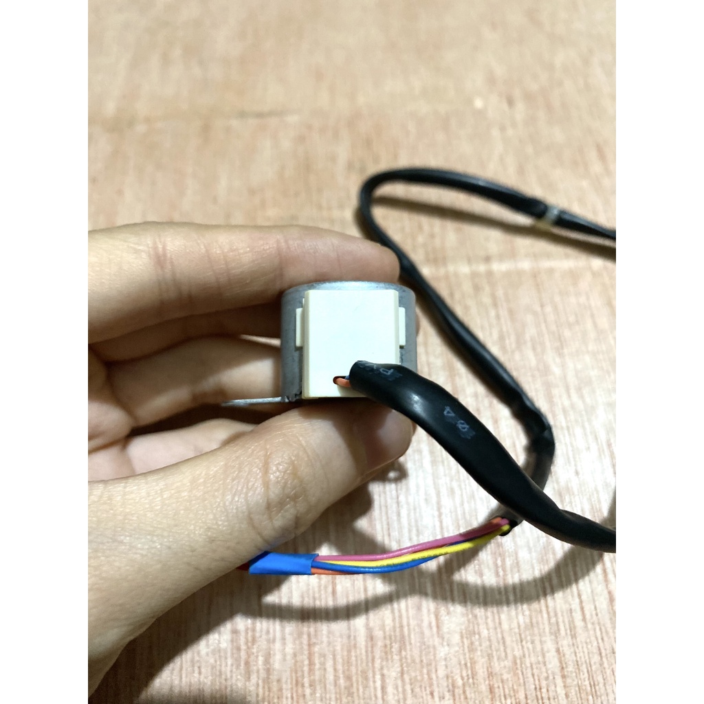 (VTĐL)Đảo máy lạnh mitsu heavy / Motor vẫy đảo gió Mitsu heavy
