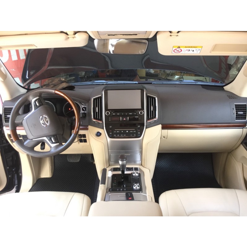 Thảm lót ô tô KATA cho xe Toyota Land Cruiser V8 (2009 -2021) - Khít với sàn, Chống trơn, Không mùi, Không ẩm mốc