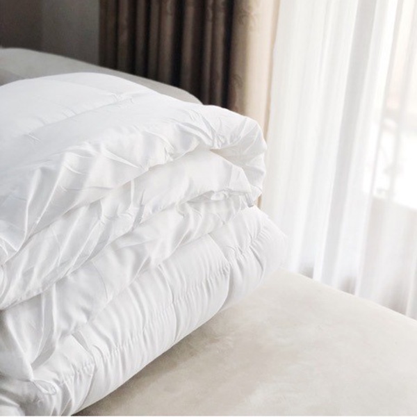 Ruột chăn bông khách sạn chính hãng TOPAZ siêu mềm mịn kích cỡ 2m x 2m2 chuyên dùng cho các khách sạn 5*