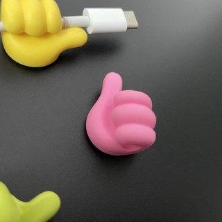 Giá Đỡ Dây Cáp Dữ Liệu Đa Năng Không Để Lại Dấu Vết Tiện Dụng