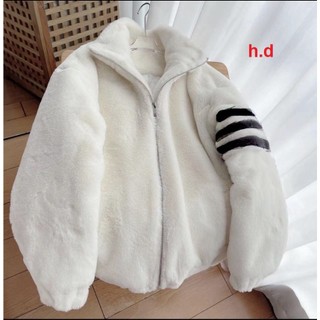 Áo Khoác lông 3 vạch tay đen và trắng NP