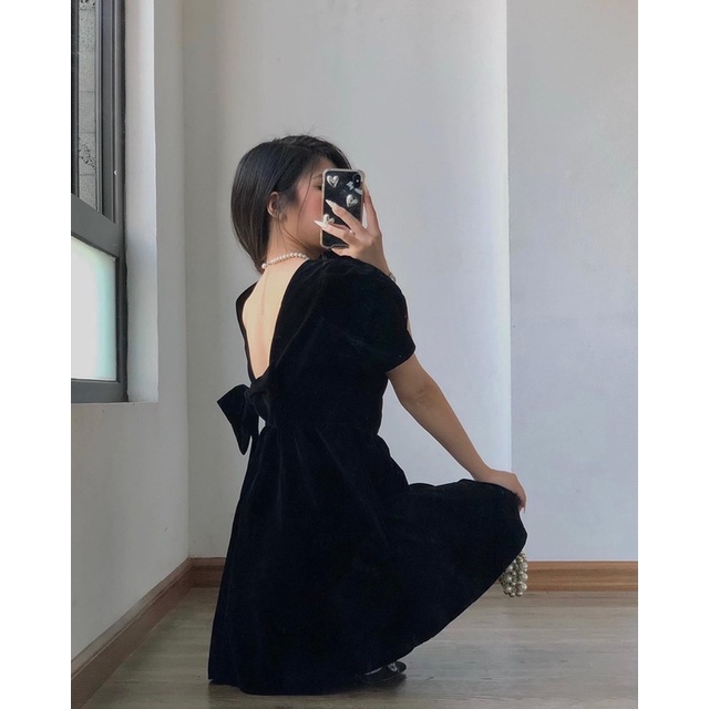 Váy nhung cổ vuông hở lưng nơ sau the.sweater weather TSW (ảnh thật)
