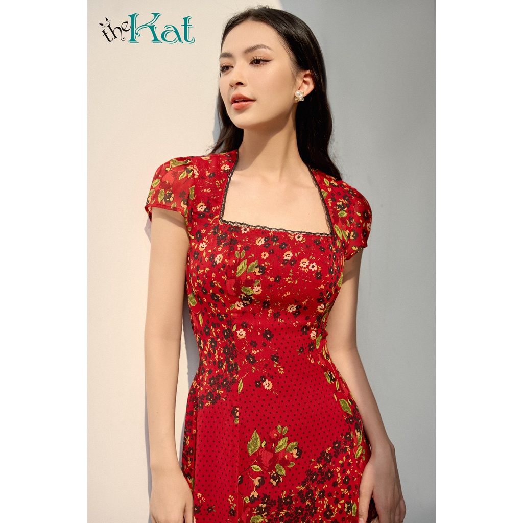 Đầm Tơ Hoa Sarah Cổ Vuông The Kat House, xẻ đùi quyến rũ, chất vải mềm mịn, vải tơ siêu nhẹ