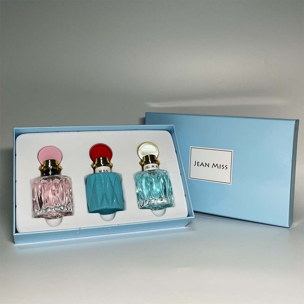 Bộ quà tặng nước Hoa Nữ, Nước Hoa Jean Miss Meow Meow 3x30ml Tươi trẻ và Thanh lịch, Thơm Lâu - Chính hãng