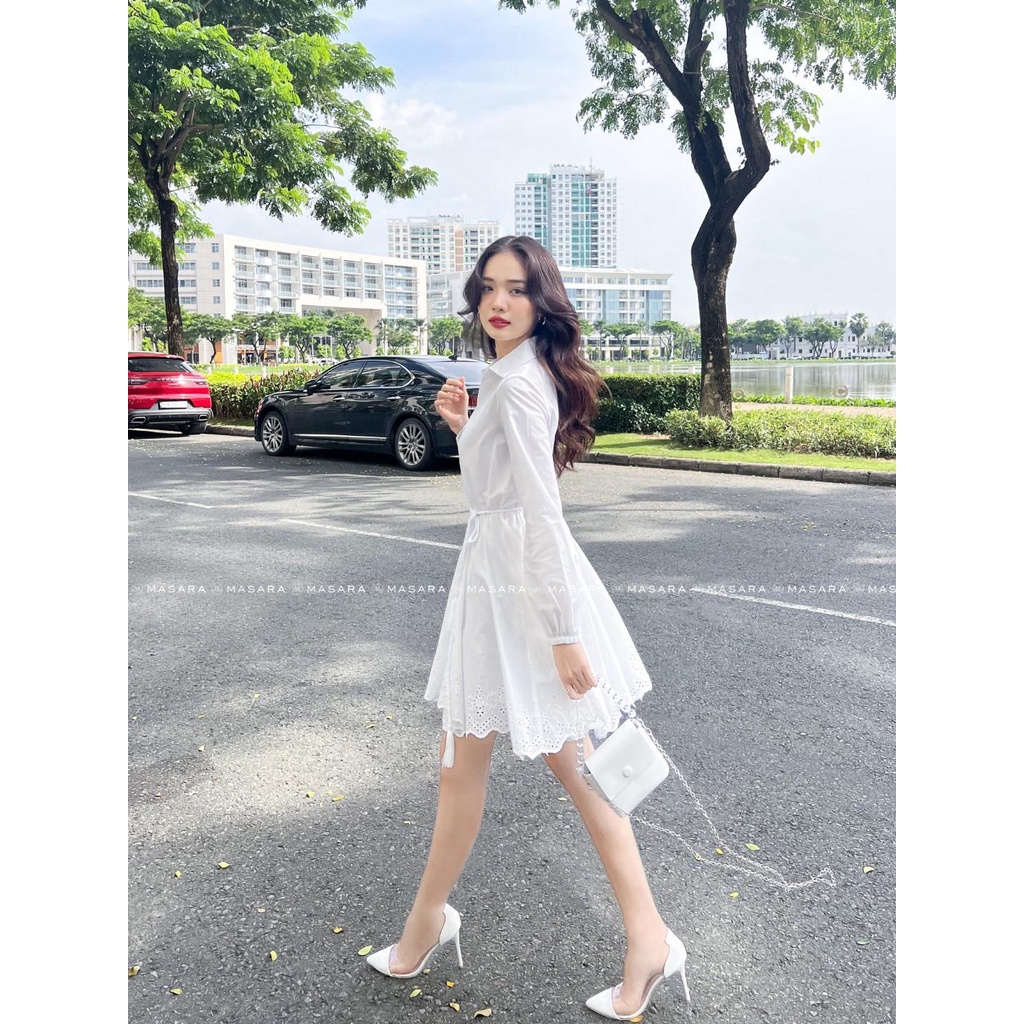 Đầm MASARA chất liệu boi trắng form xòe, chân váy thêu ren