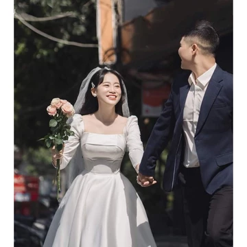 váy dạ hội cô dâu xoè phồng có thể mặc với tùng phồng to lolita. váy tay dài, váy cưới chụp ảnh sang trọng.