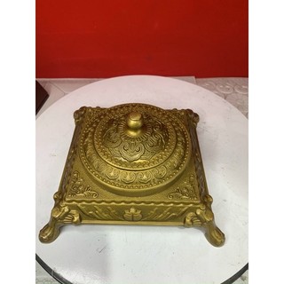 Gạt Tàn Vuông Vàng Bằng Đồng Hàng Đẹp