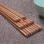Đũa gỗ dừa loại nhẵn đẹp không hóa chất an toàn cho sức khỏe, loại gỗ dừa già chắc chắn - Mộc Dallan