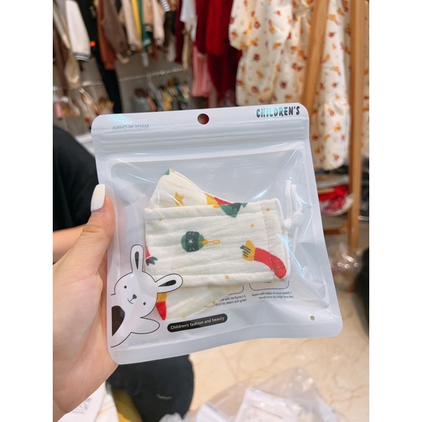 Khẩu trang cho bé 3 lớp kháng khuẩn vải xô muslin thoáng mát thân thiện với da bé 0-3 tuổi