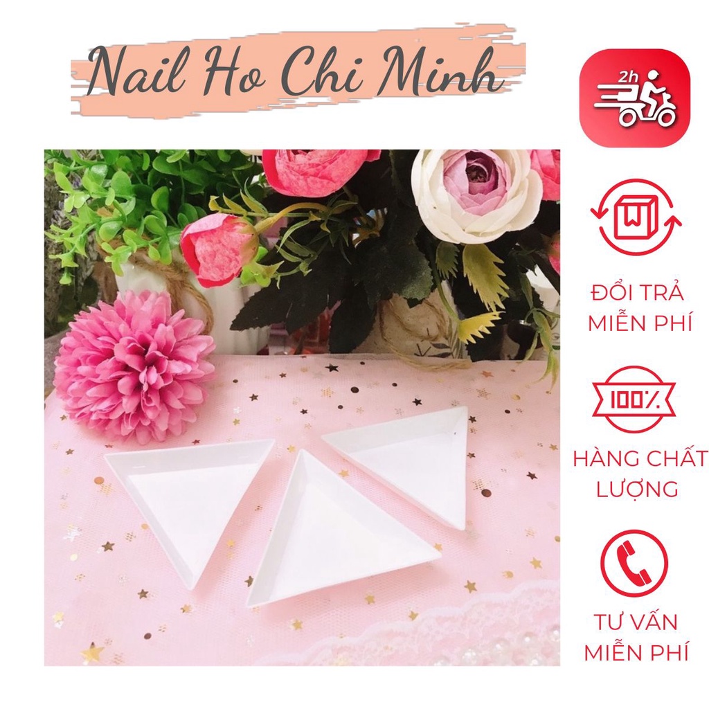 [HCM]Khay nhựa hình tam giác đựng đá/charm/hoa bột/phụ kiện nail chuyên dụng