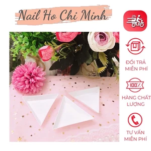 Khay nhựa hình tam giác đựng đá/charm/hoa bột/phụ kiện nail chuyên dụng
