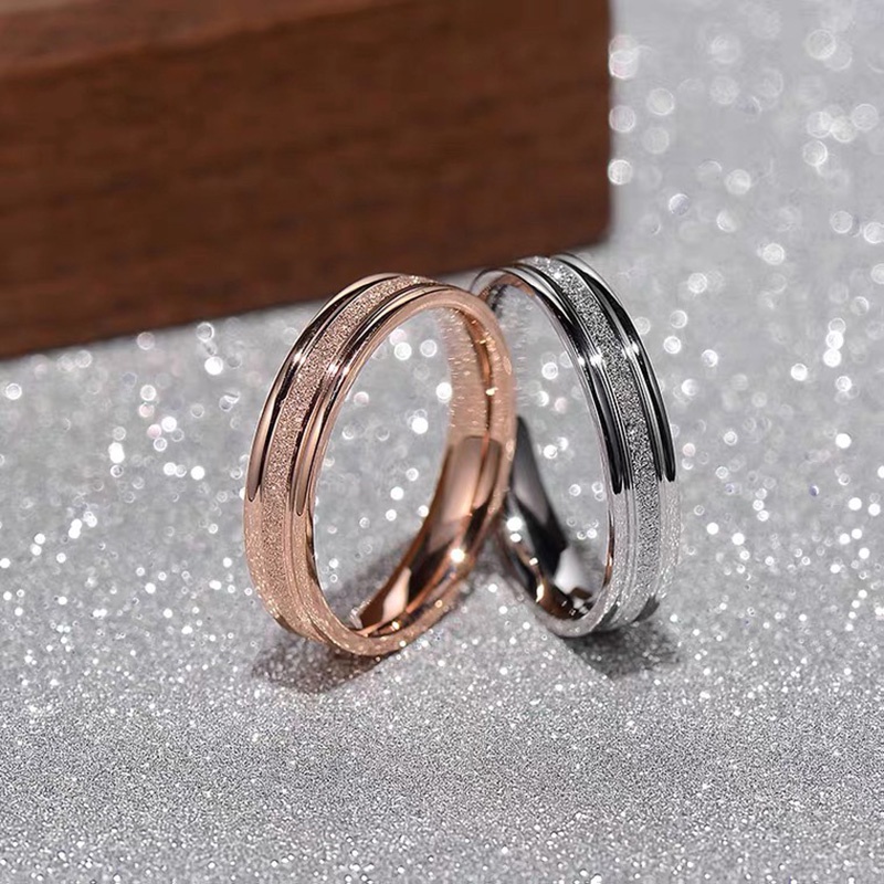Women's Gold-Plated Ring by smuglady11j0.vn