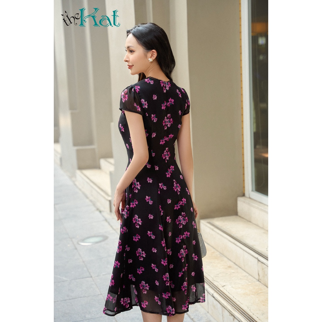 Đầm Tơ Hoa Sarah Cổ Vuông The Kat House, xẻ đùi quyến rũ, chất vải mềm mịn, vải tơ siêu nhẹ