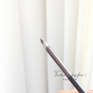 Cọ Che Khuyết Điểm Quầng Thâm Thiết Kế Dạng Xé Độc Đáo