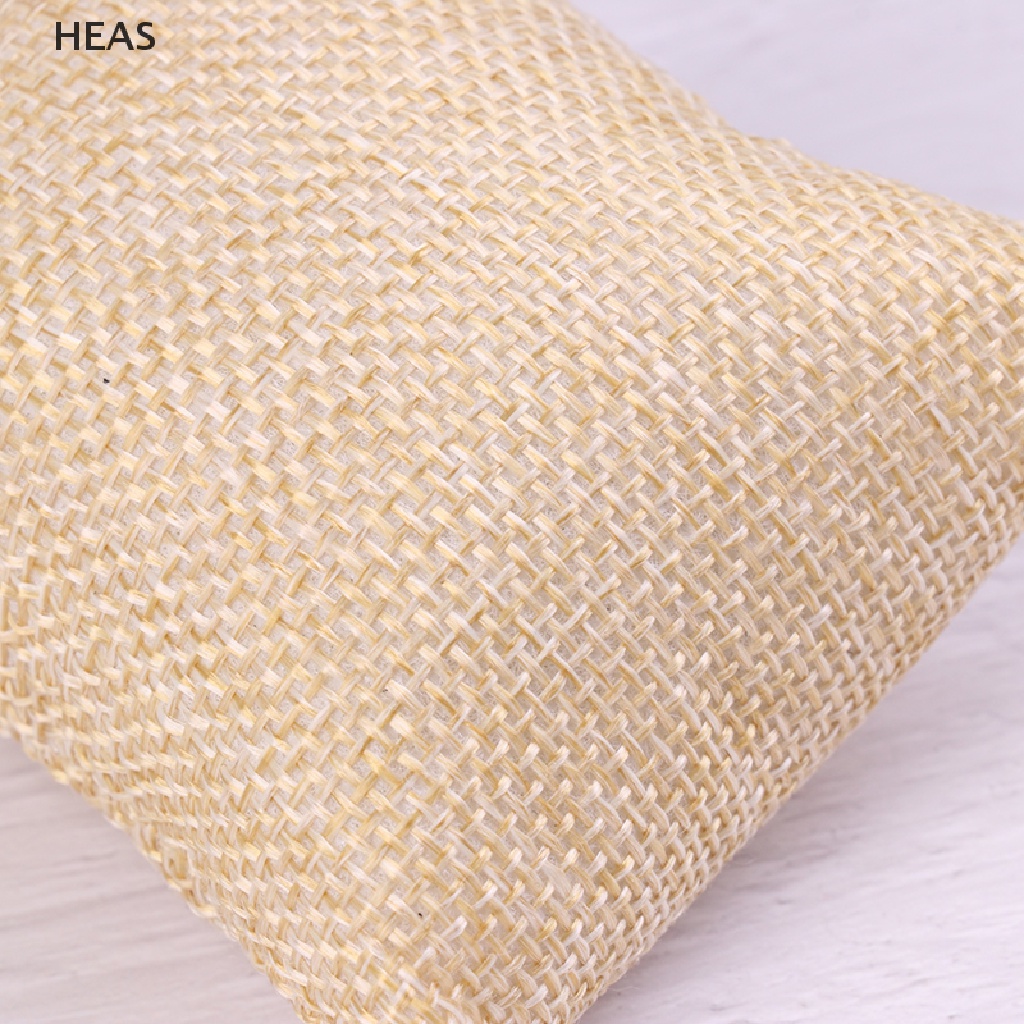 Giá Đỡ Trưng Bày Vòng Tay / Đồng Hồ / Trang Sức Dạng Gối Đính Ngọ