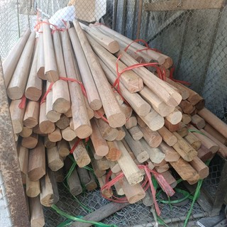 Cán Cuốc Gỗ Lim Xịn Dài 1,05 M Siêu Thẳng Siêu Cứng