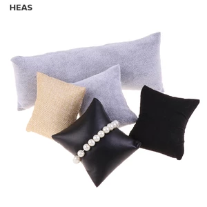 Giá Đỡ Trưng Bày Vòng Tay / Đồng Hồ / Trang Sức Dạng Gối Đính Ngọ