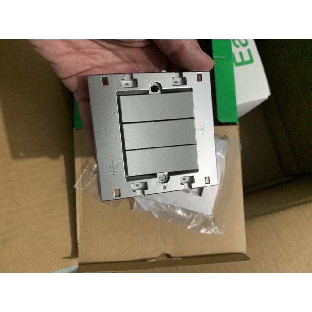 Bộ 3 Công tắc KB33 Schneider Vivace - 3 công tắc đơn 1 chiều | Shopee ...