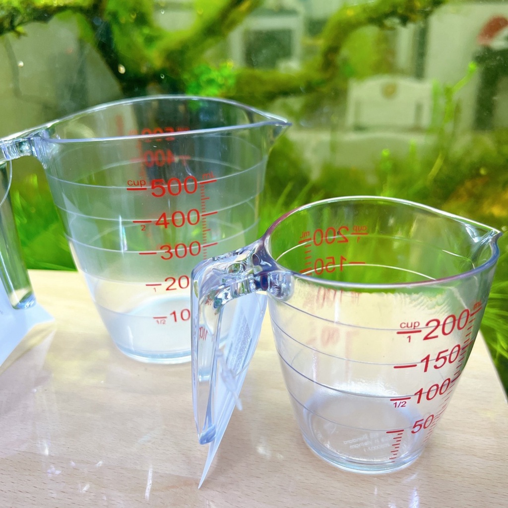 Ca đong định lượng chia vạch 200ml,500ml YOKO INOCHI tiện dụng dùng pha sữa cho bé
