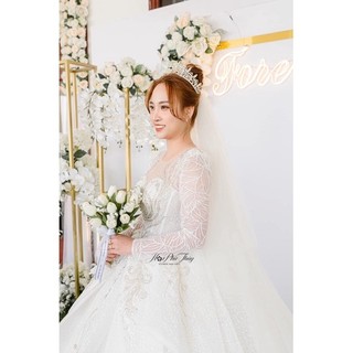 Hoa cưới cầm tay cô dâu bằng lụa cao cấp