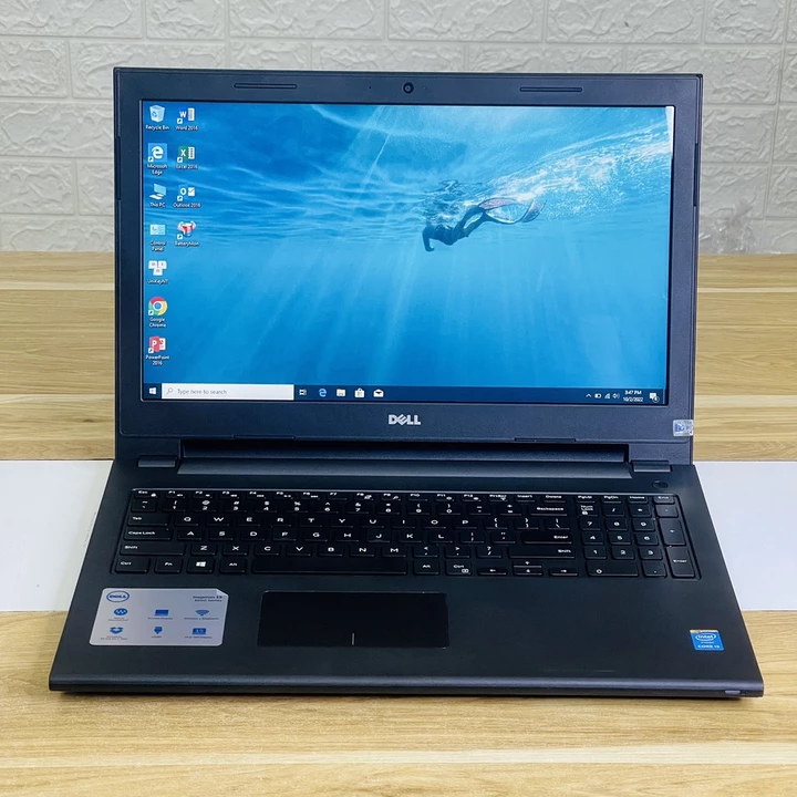 laptop dell 3567 core i3 6006U ram 8G ssd 128G làm việc văn phong hoc tập
