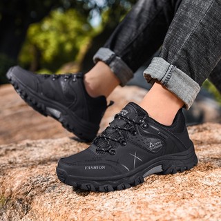 Giày chạy bộ nam size 39-46, màu đen, chống trượt và mài mòn, miễn phí vận chuyển