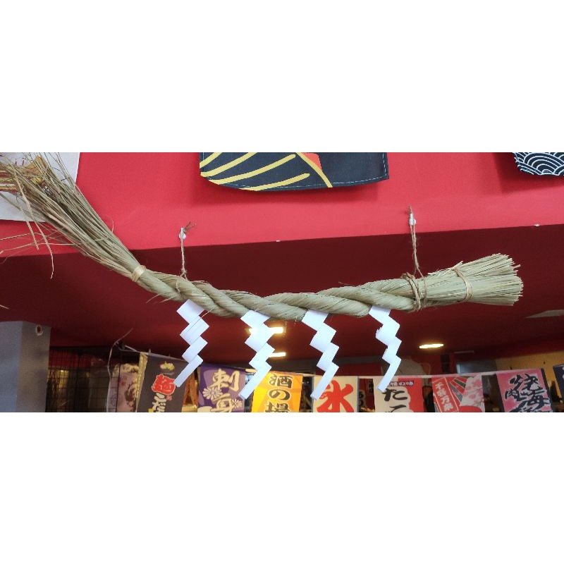 Shimenawa dây rơm khô cuộn dài trang trí Tết Nhật