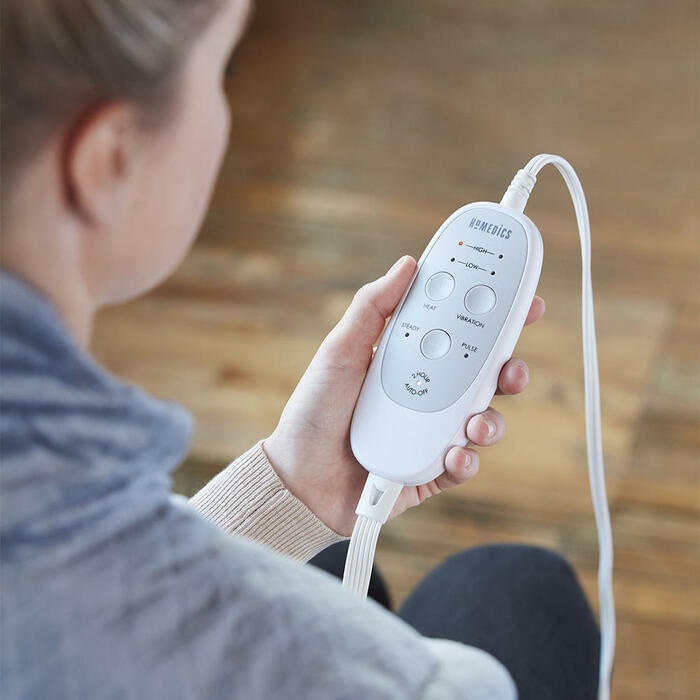 Tấm choàng làm ấm và massage vai cổ Homedics HPM-W36ALJ