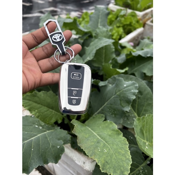 Ốp chìa khoá- bọc chùa khoá TPU Mạ inox xe ô tô Toyota cross smartkey